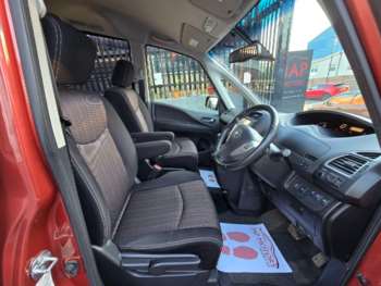 Used Nissan Serena 2014 for sale - 74339231: Photo