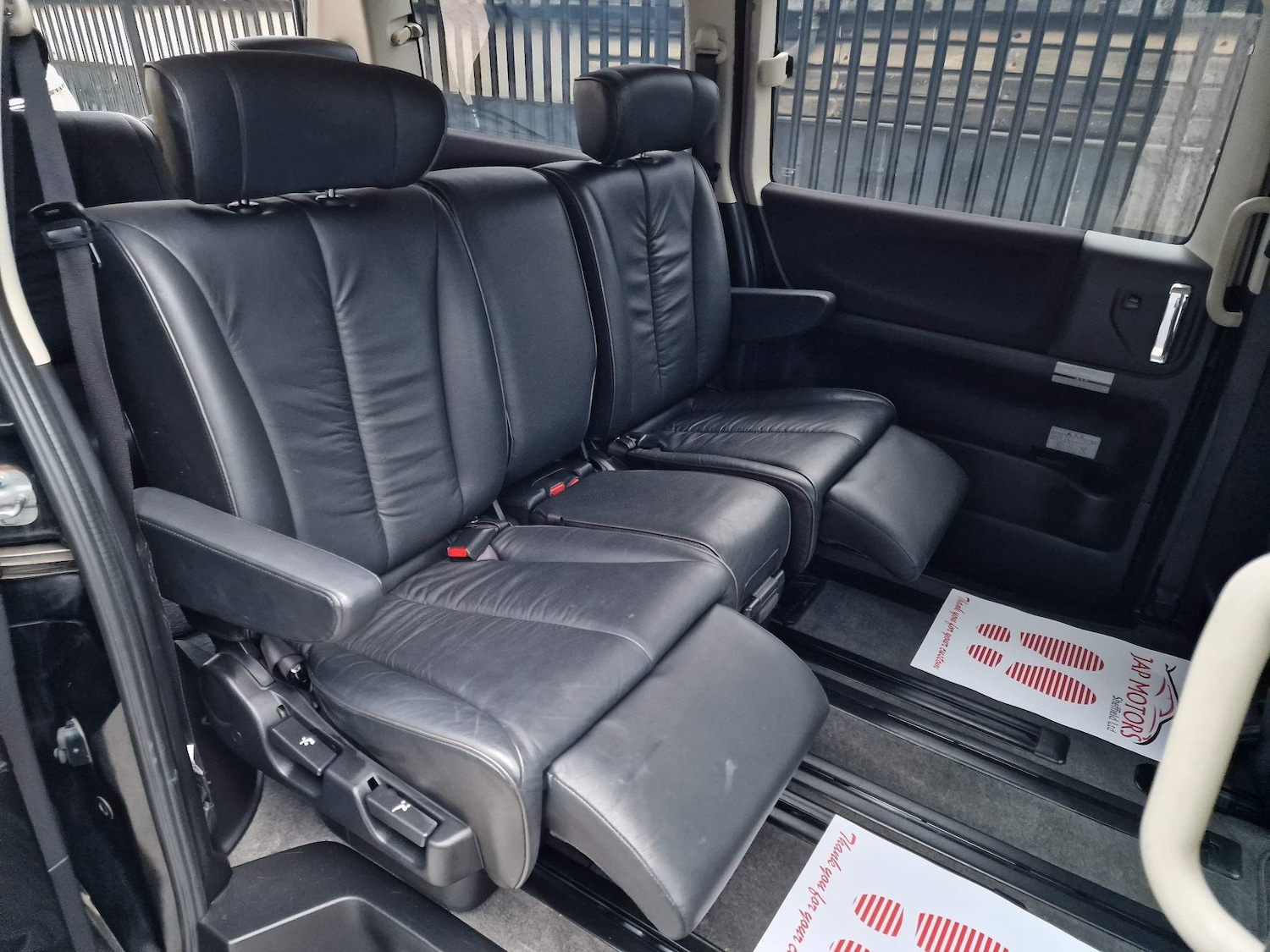 Used Nissan Elgrand 2025 for sale - 76996004: Photo 21