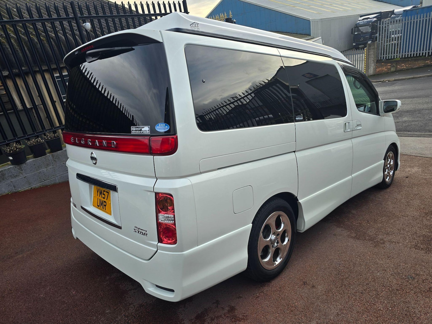 Used Nissan Elgrand 2025 for sale - 76996004: Photo 37