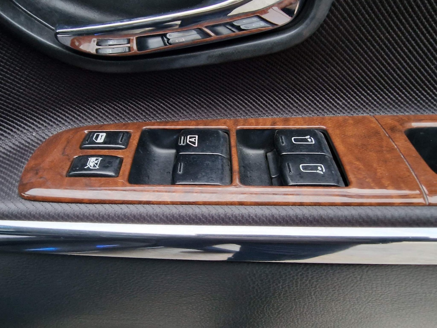 Used Nissan Elgrand 2025 for sale - 76996004: Photo 46