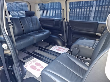 Used Nissan Elgrand 2007 for sale - 76996004: Photo