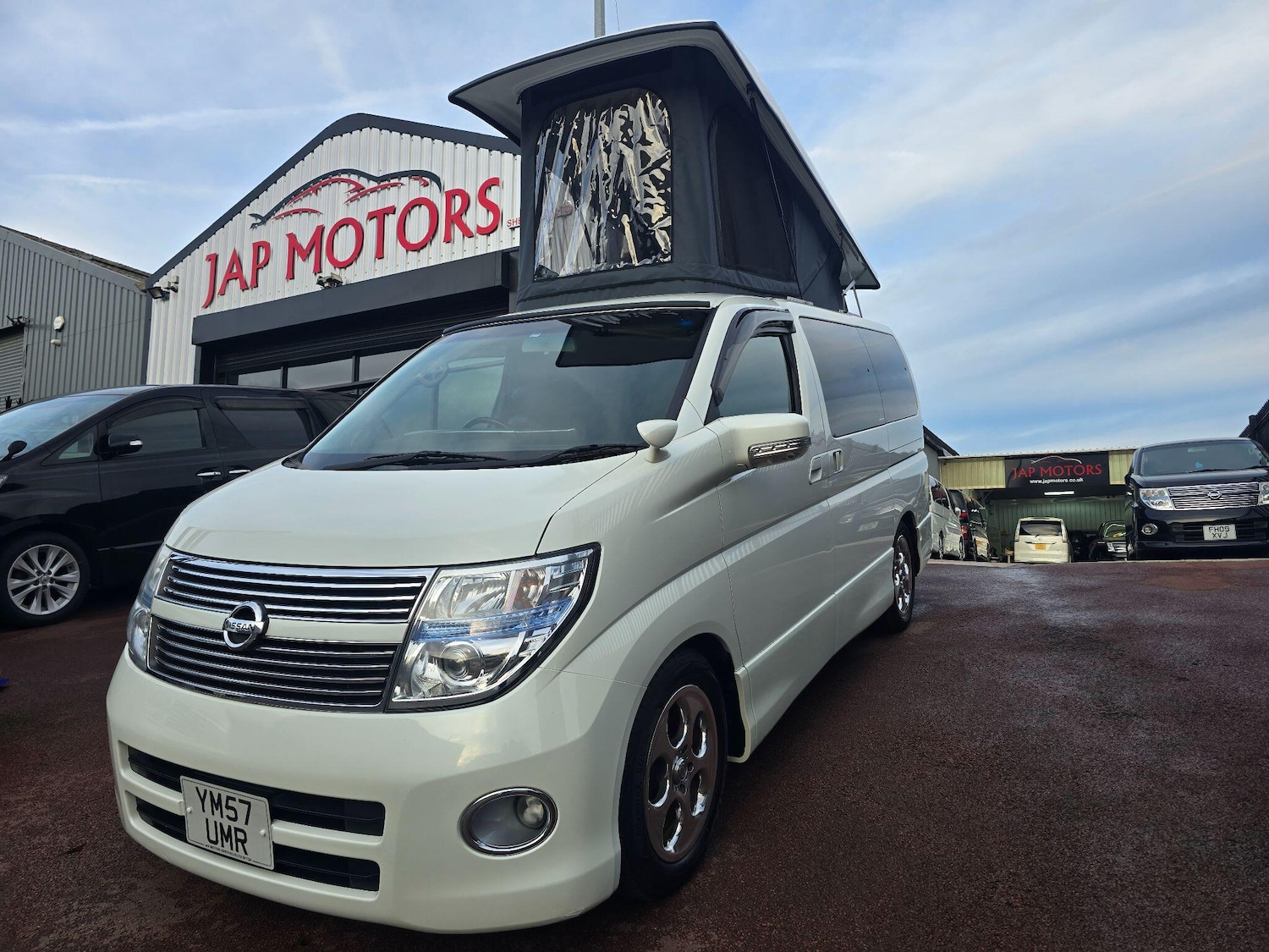 Used Nissan Elgrand 2025 for sale - 76996004: Photo 7