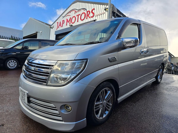 Used Nissan Elgrand 2006 for sale - 74339235: Photo 24