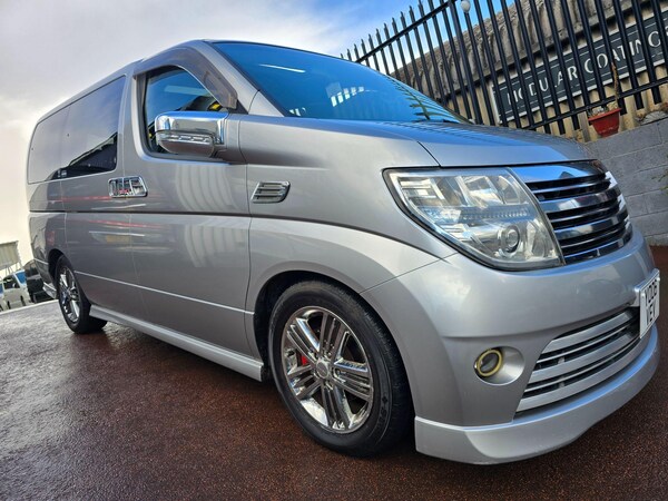 Used Nissan Elgrand 2006 for sale - 74339235: Photo 31