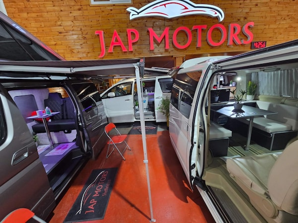 Used Nissan Elgrand 2006 for sale - 74339235: Photo 57