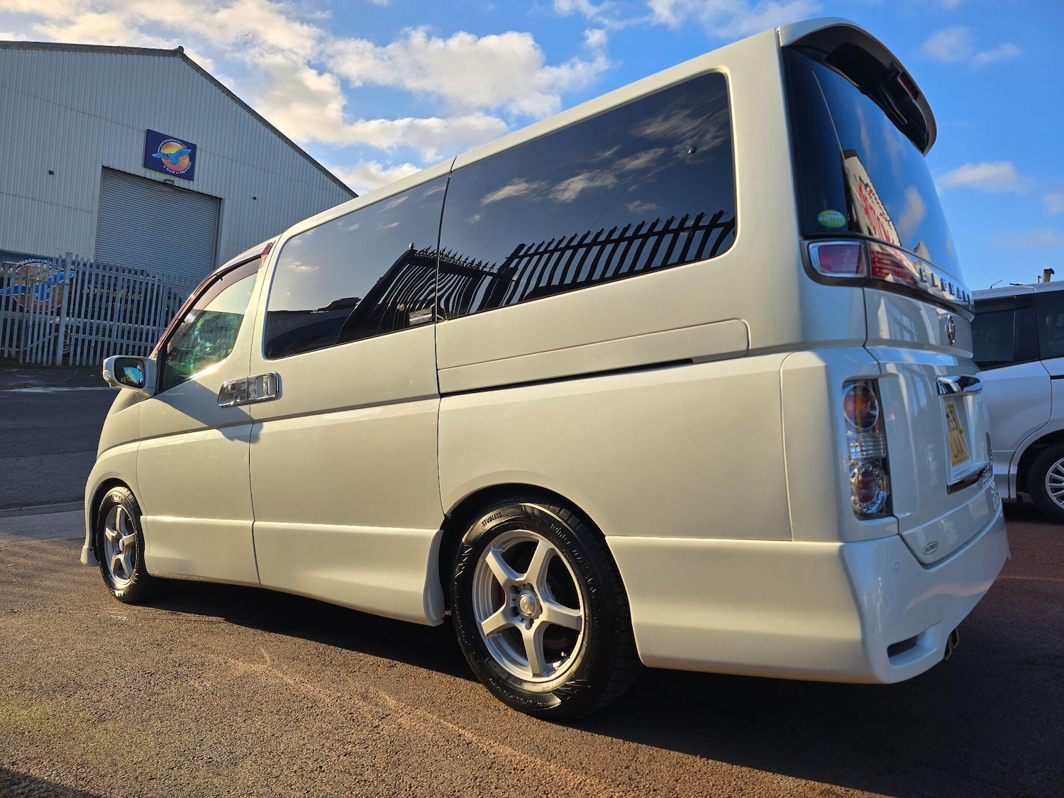 Used Nissan Elgrand 2025 for sale - 77084752: Photo 11