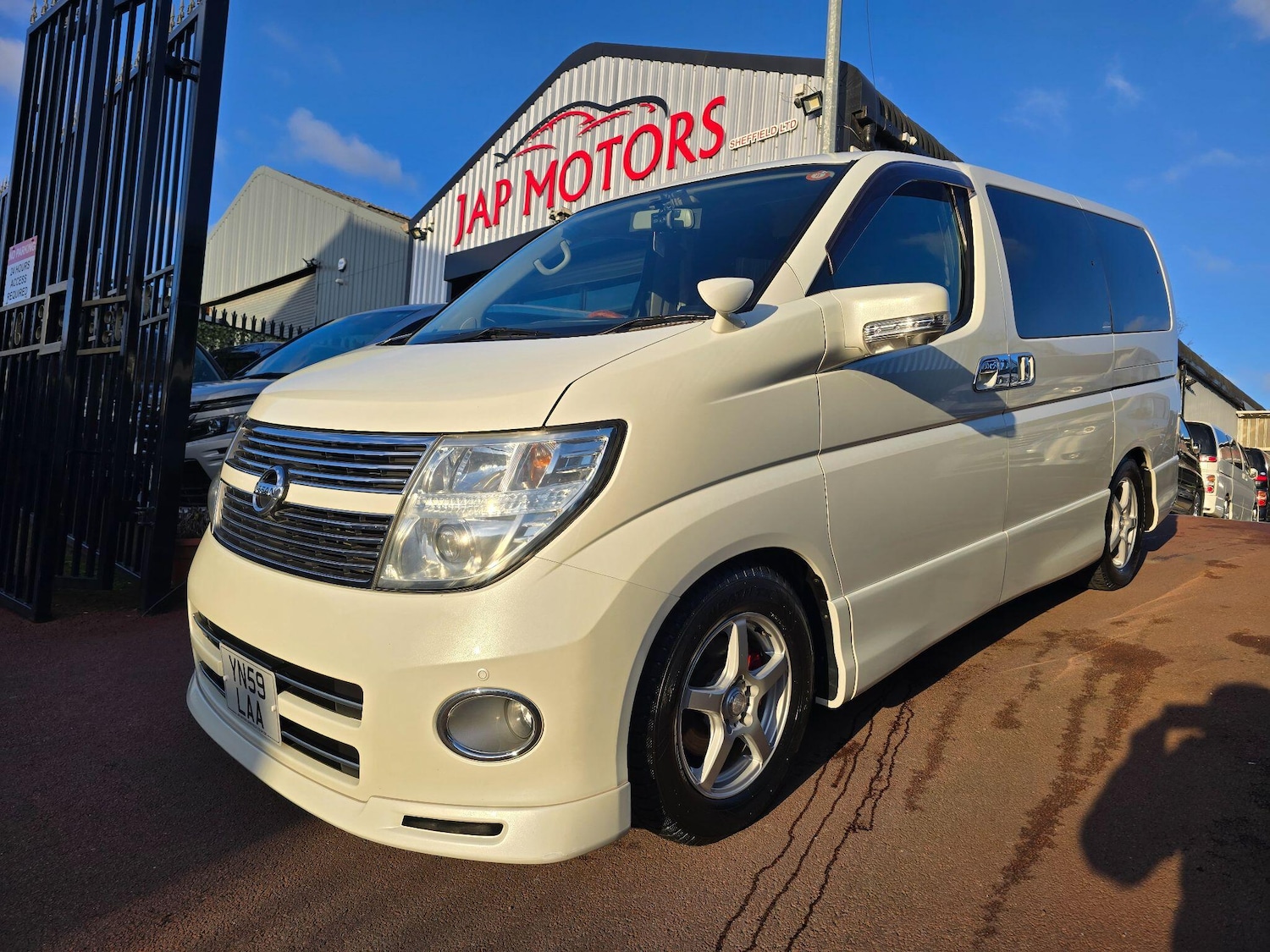 Used Nissan Elgrand 2025 for sale - 77084752: Photo 22