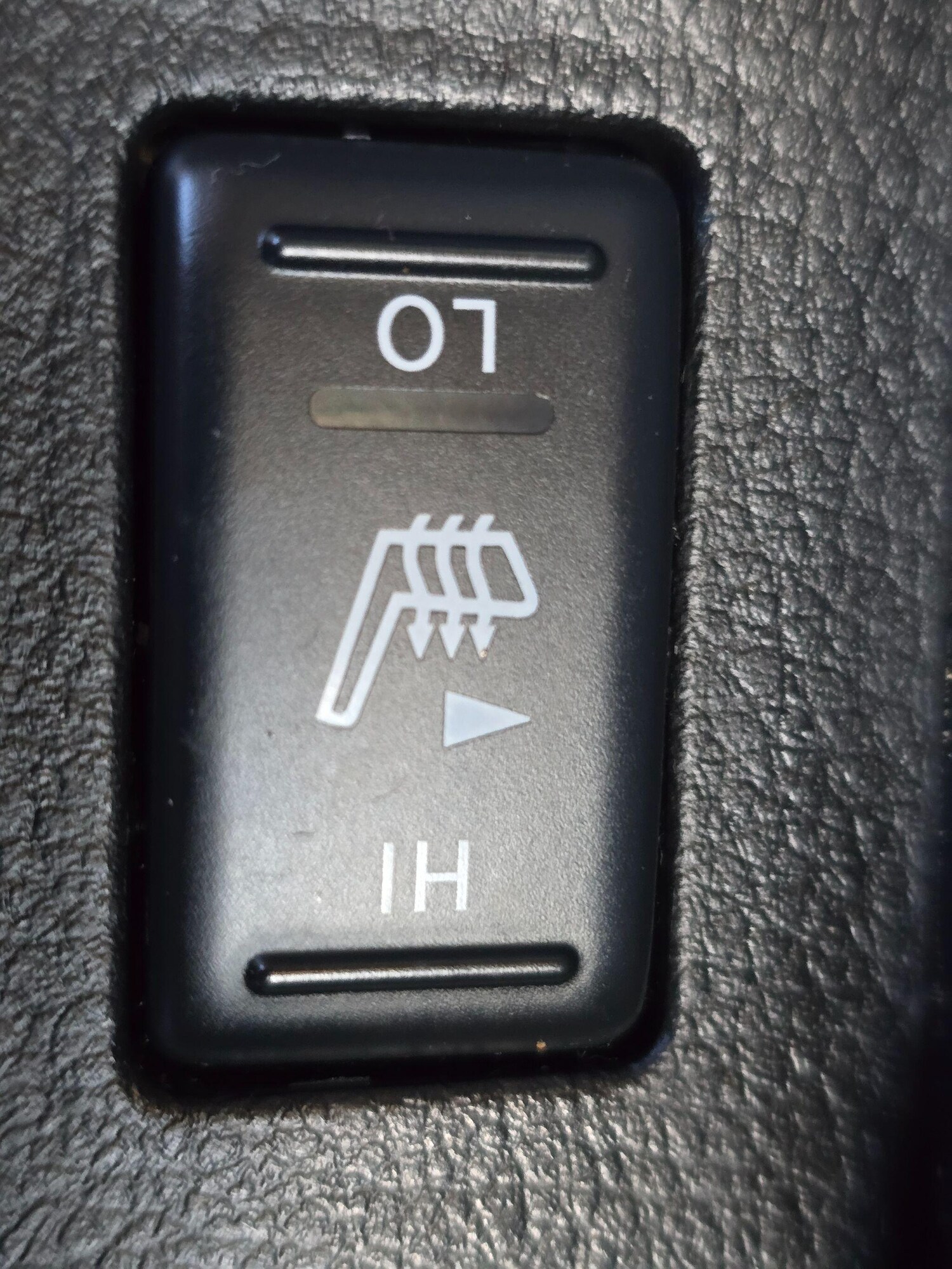 Used Nissan Elgrand 2025 for sale - 77084752: Photo 38