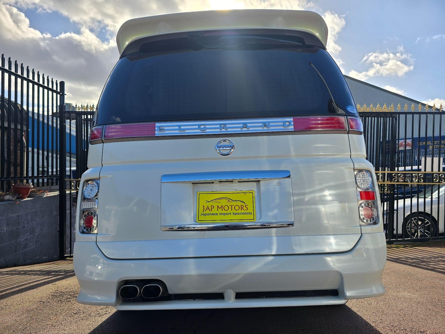 Used Nissan Elgrand for sale - 77840034: Photo 10