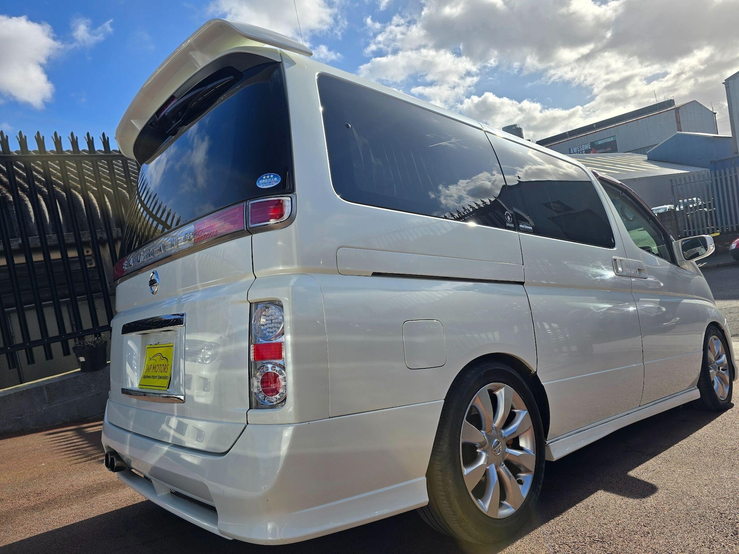 Used Nissan Elgrand for sale - 77840034: Photo 11