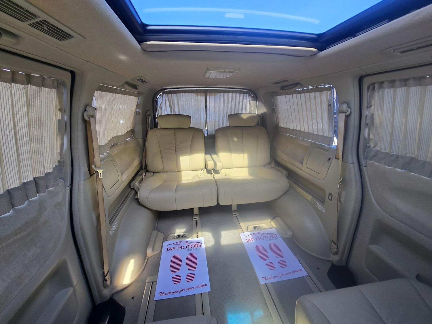 Used Nissan Elgrand for sale - 77840034: Photo 22