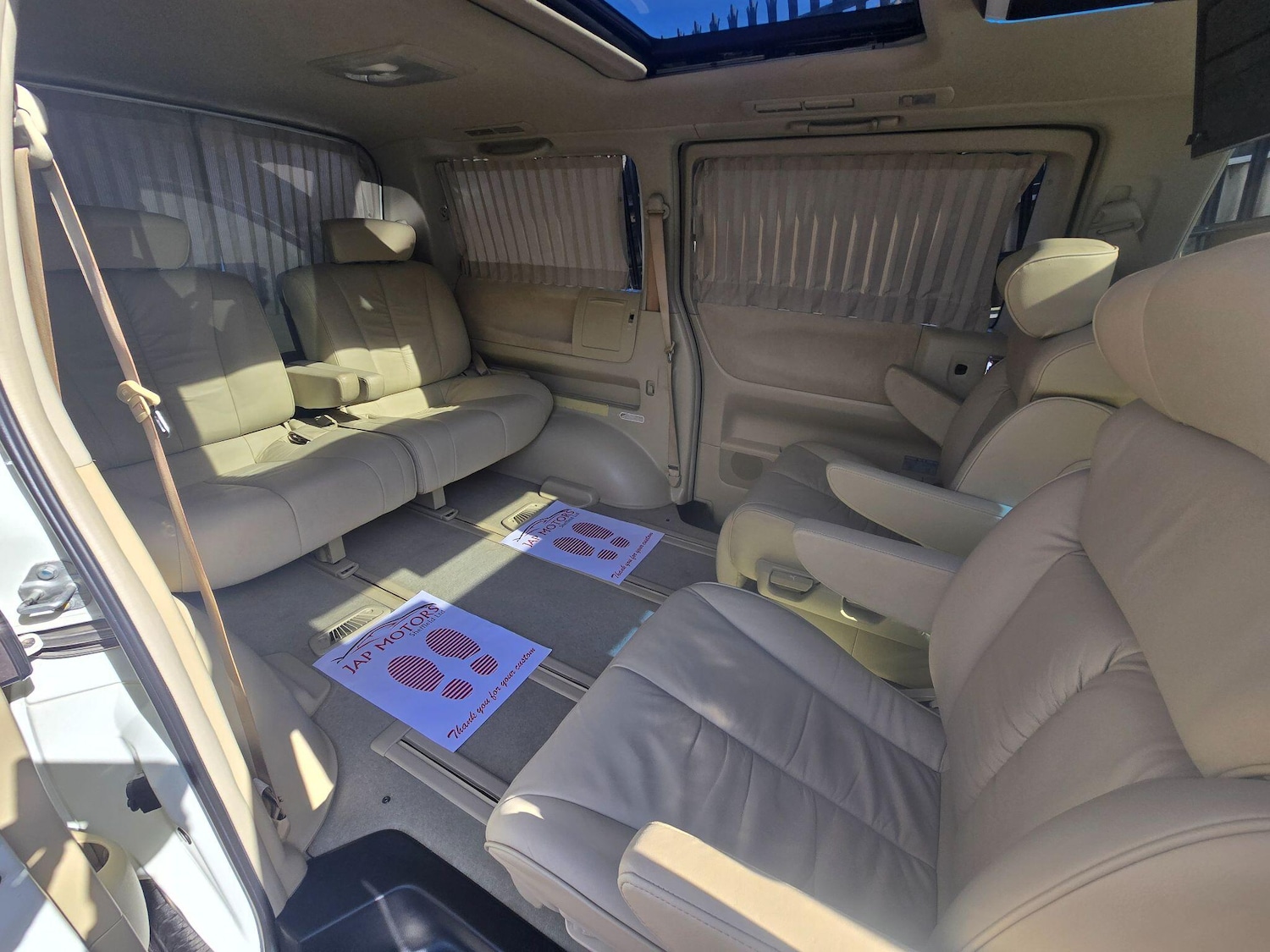 Used Nissan Elgrand for sale - 77840034: Photo 6