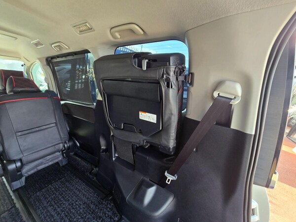 Used Toyota Voxy 2014 for sale - 74339224: Photo 33