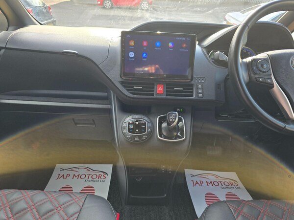 Used Toyota Voxy 2014 for sale - 74339224: Photo 36