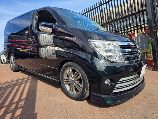 Used Nissan Elgrand for sale - 74750529: Photo 29