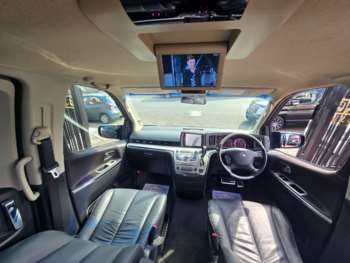 Used Nissan Elgrand 2009 for sale - 74750529: Photo