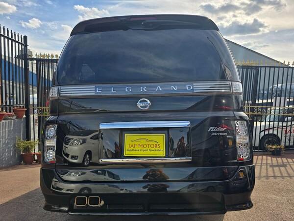 Used Nissan Elgrand for sale - 74750529: Photo 8