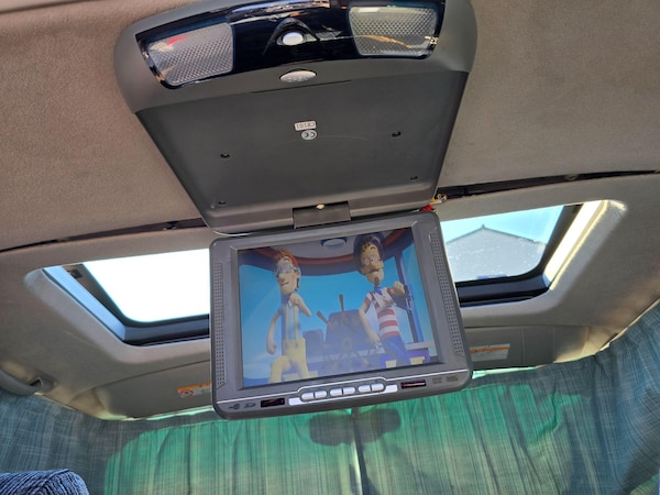 Used Nissan Elgrand 1998 for sale - 74339239: Photo 31