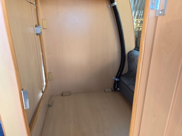 Used Nissan Elgrand 1998 for sale - 74339239: Photo 40