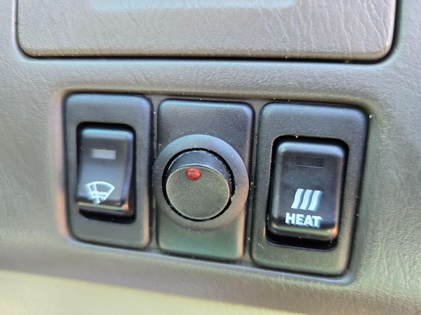 Used Nissan Elgrand 1998 for sale - 74339239: Photo 48