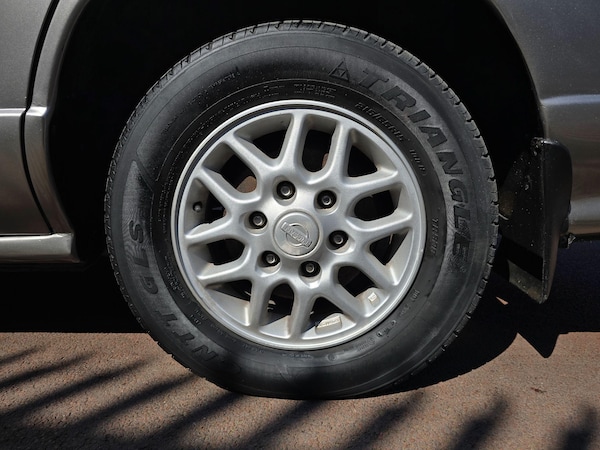 Used Nissan Elgrand 1998 for sale - 74339239: Photo 55