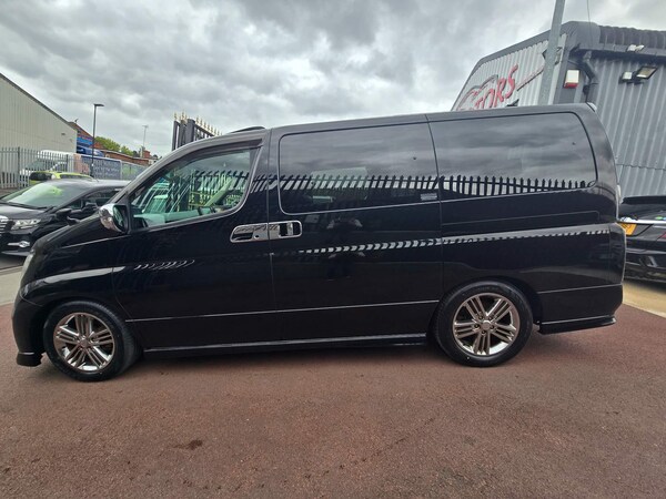 Used Nissan Elgrand 2009 for sale - 74339240: Photo 36