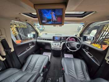 Used Nissan Elgrand 2009 for sale - 74339240: Photo