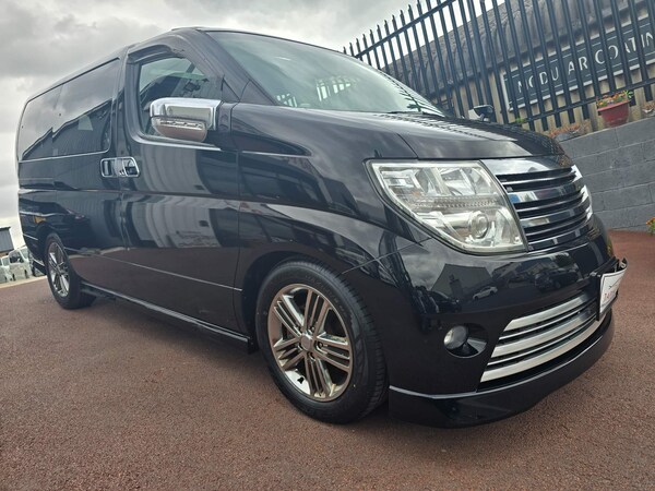 Used Nissan Elgrand 2009 for sale - 74339240: Photo 40