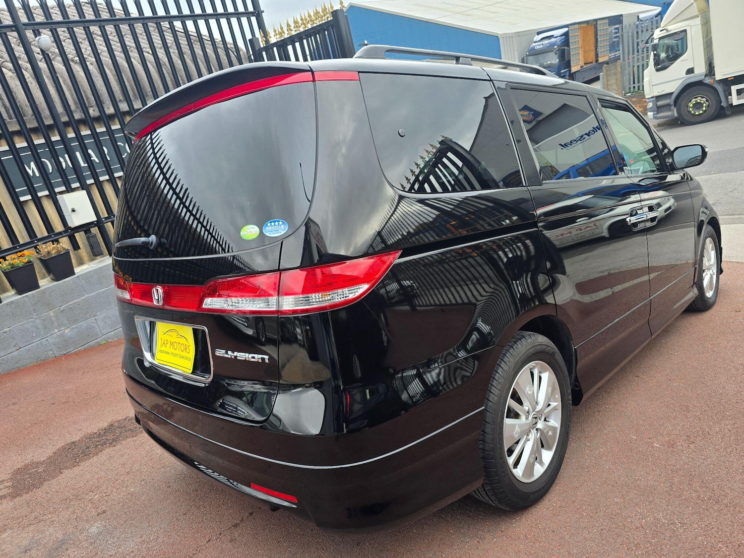 Used Honda Elysion for sale - 76215429: Photo 12