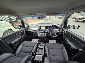 Used Honda Elysion for sale - 76215429: Photo 2
