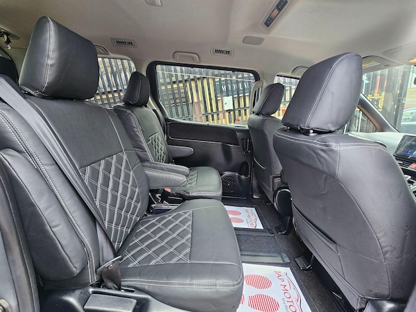 Used Toyota Voxy 2014 for sale - 74339230: Photo 15
