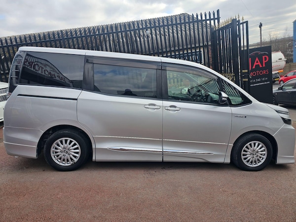 Used Toyota Voxy 2014 for sale - 74339230: Photo 21