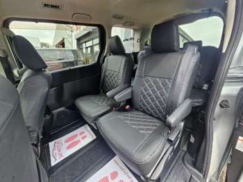 Used Toyota Voxy 2014 for sale - 74339230: Photo