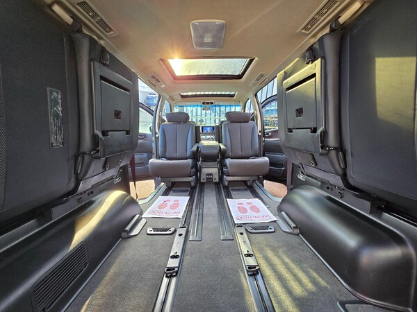 Used Nissan Elgrand 2009 for sale - 74339241: Photo 19