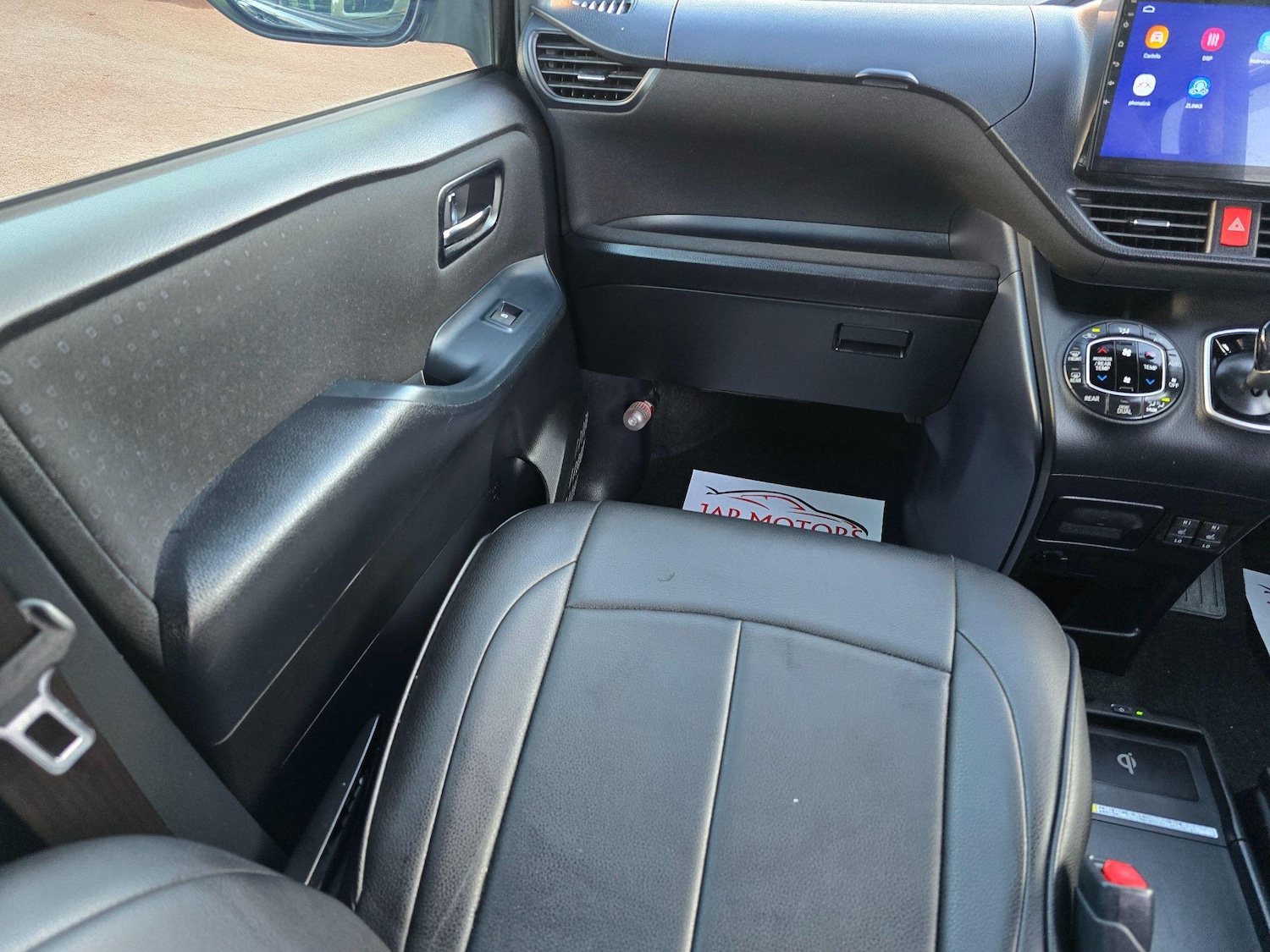 Vehicle 33