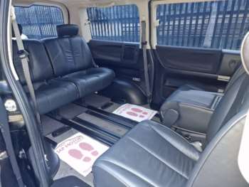 Used Nissan Elgrand 2010 for sale - 74339238: Photo