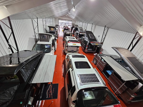 Used Nissan Elgrand 2009 for sale - 74339257: Photo 56