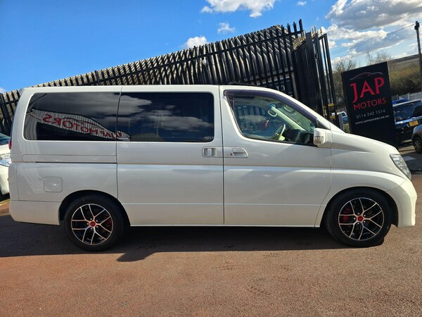 Used Nissan Elgrand 2007 for sale - 74339245: Photo 32