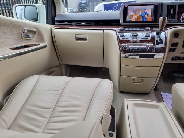 Used Nissan Elgrand 2007 for sale - 74339245: Photo 35