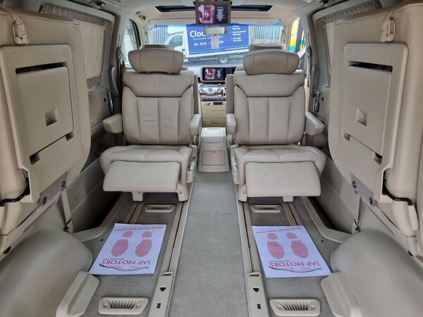 Used Nissan Elgrand 2007 for sale - 74339245: Photo 3