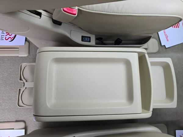 Used Nissan Elgrand 2007 for sale - 74339245: Photo 48