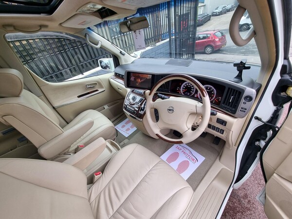 Used Nissan Elgrand 2007 for sale - 74339245: Photo 5