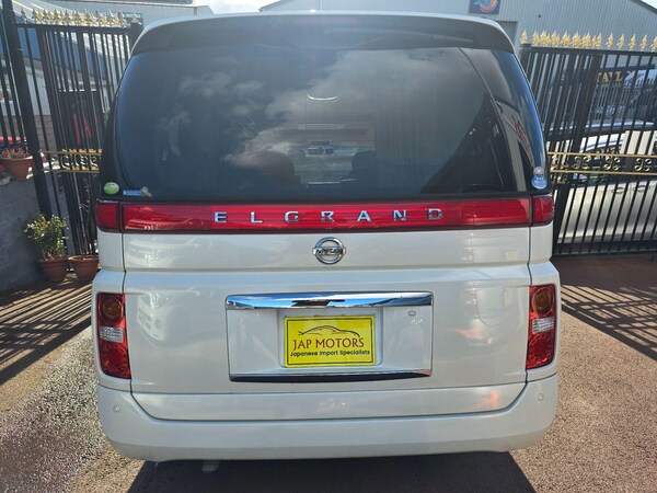 Used Nissan Elgrand 2007 for sale - 74339245: Photo 8