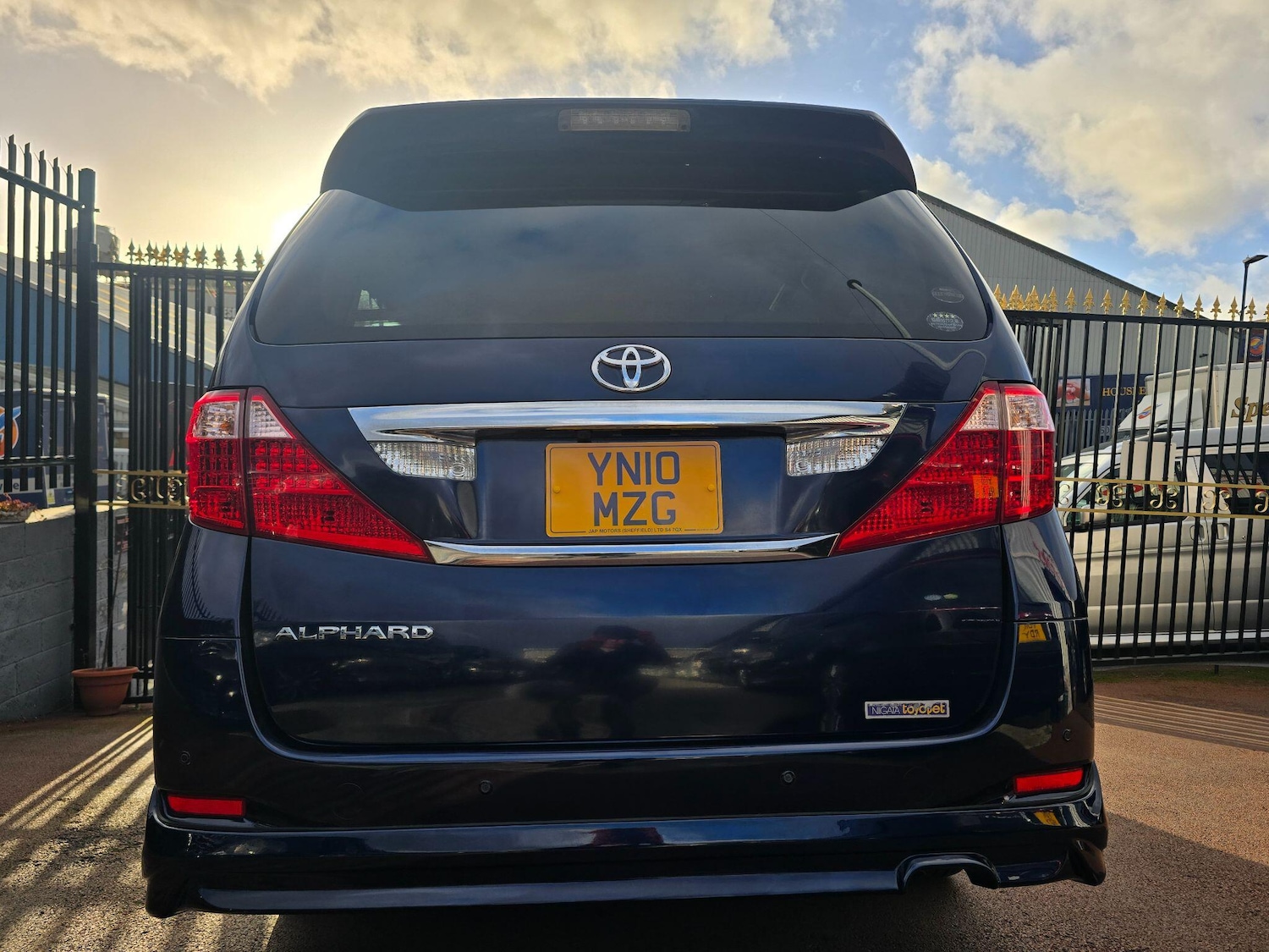 Used Toyota Alphard for sale - 76898323: Photo 10