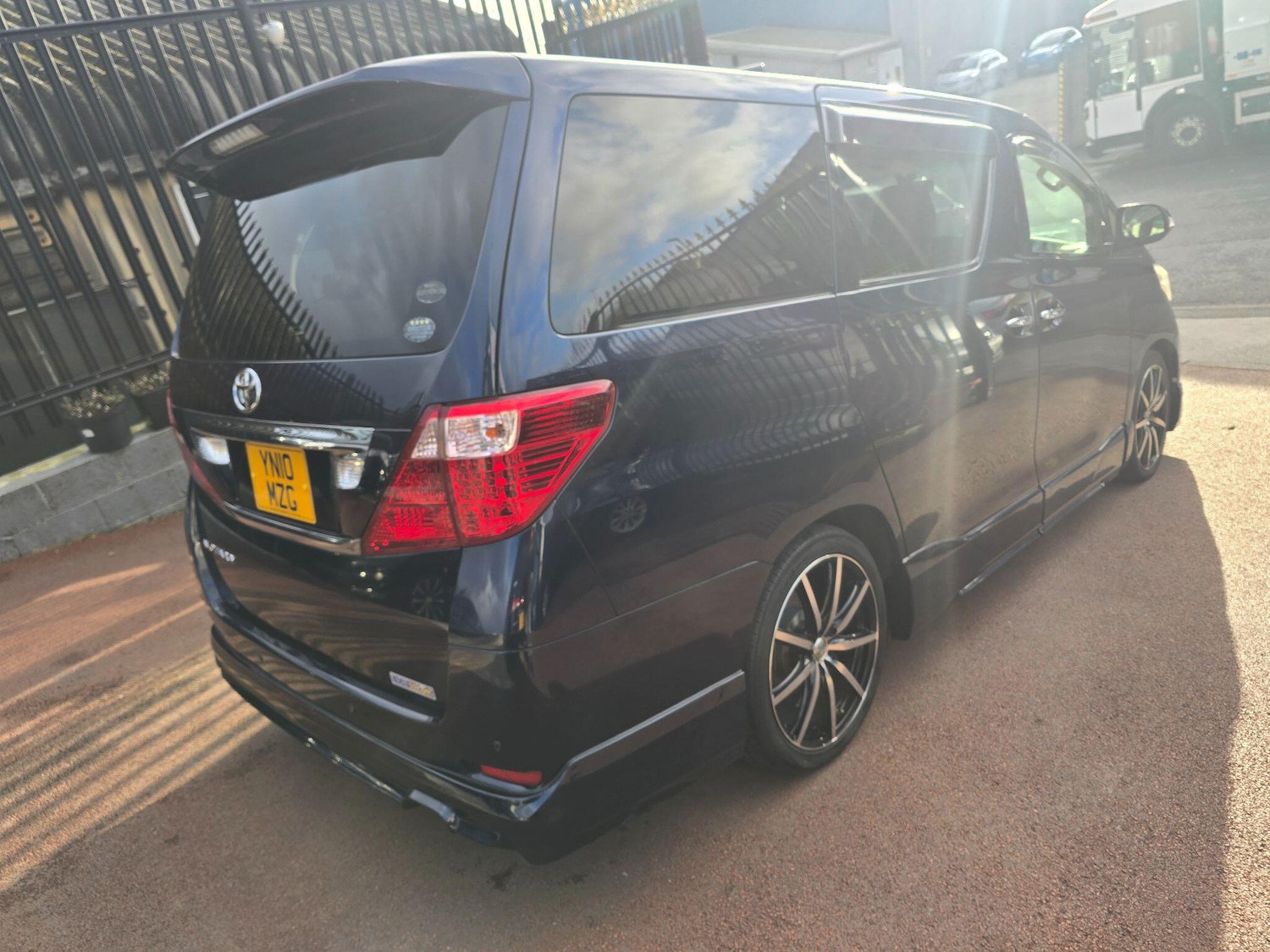 Used Toyota Alphard for sale - 76898323: Photo 27