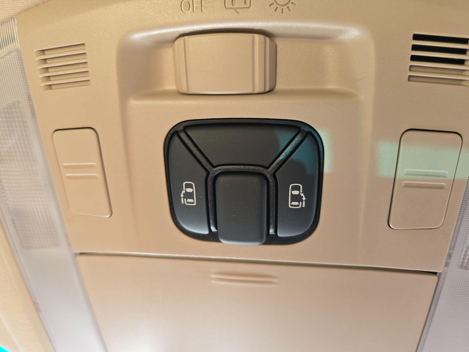 Used Toyota Alphard for sale - 76898323: Photo 38