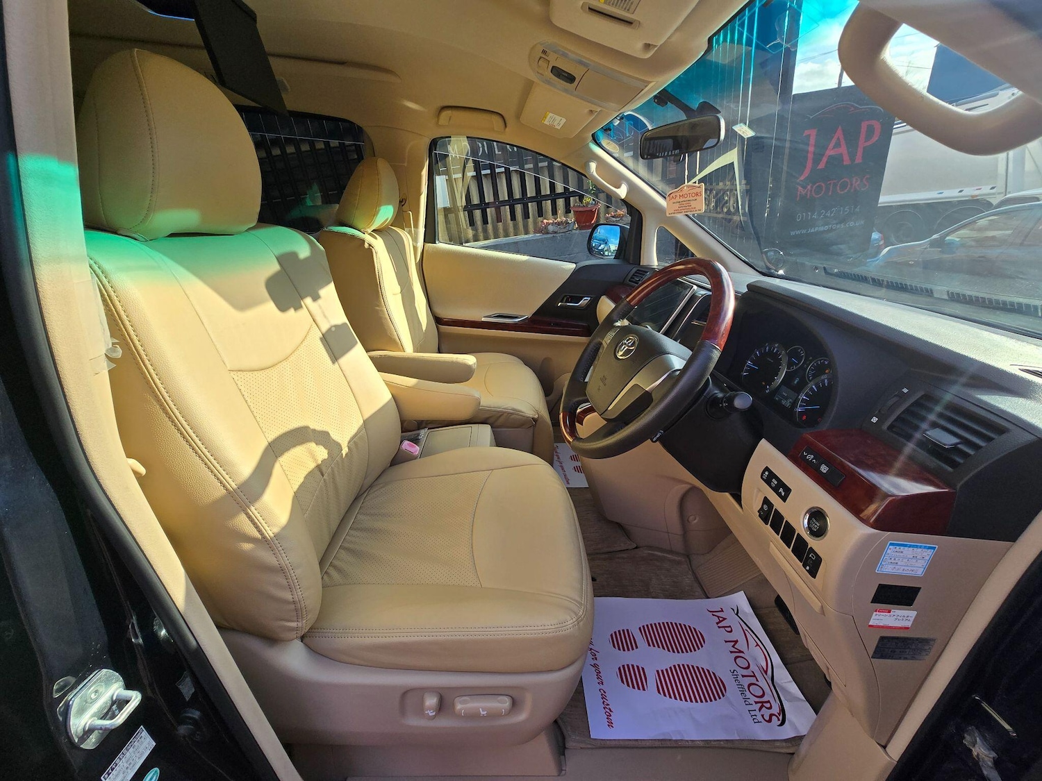 Used Toyota Alphard for sale - 76898323: Photo 4