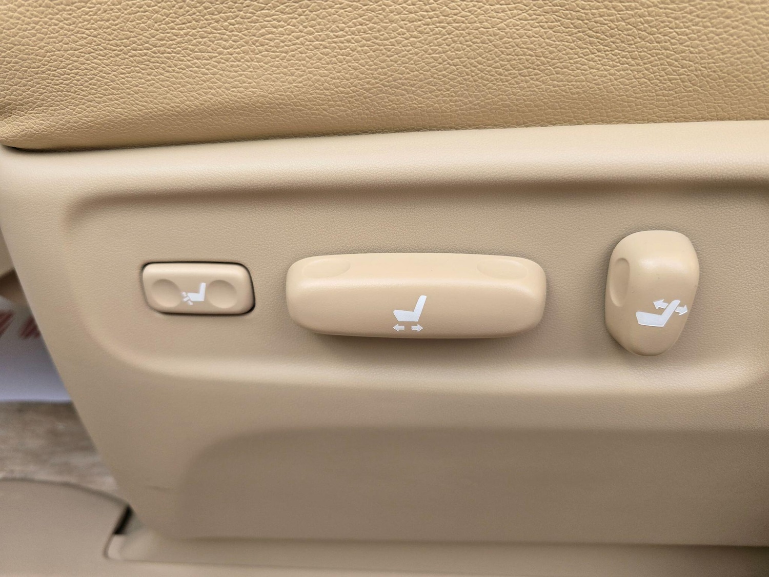 Used Toyota Alphard for sale - 76898323: Photo 46