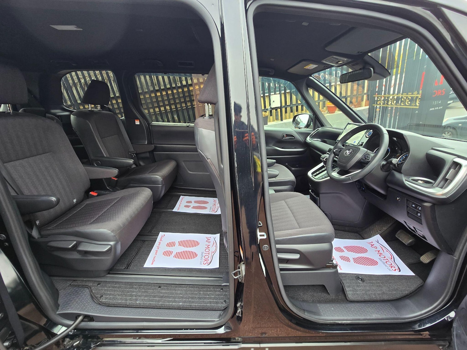 Used Toyota Noah 2025 for sale - 77084754: Photo 18