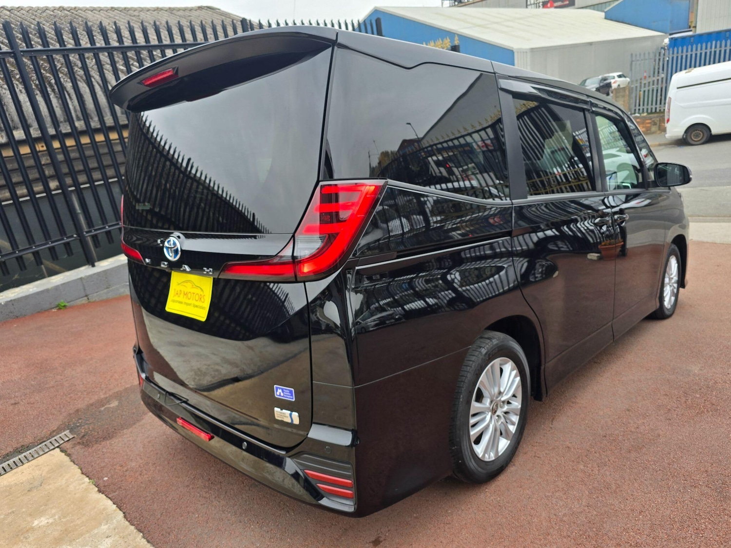 Used Toyota Noah 2025 for sale - 77084754: Photo 27